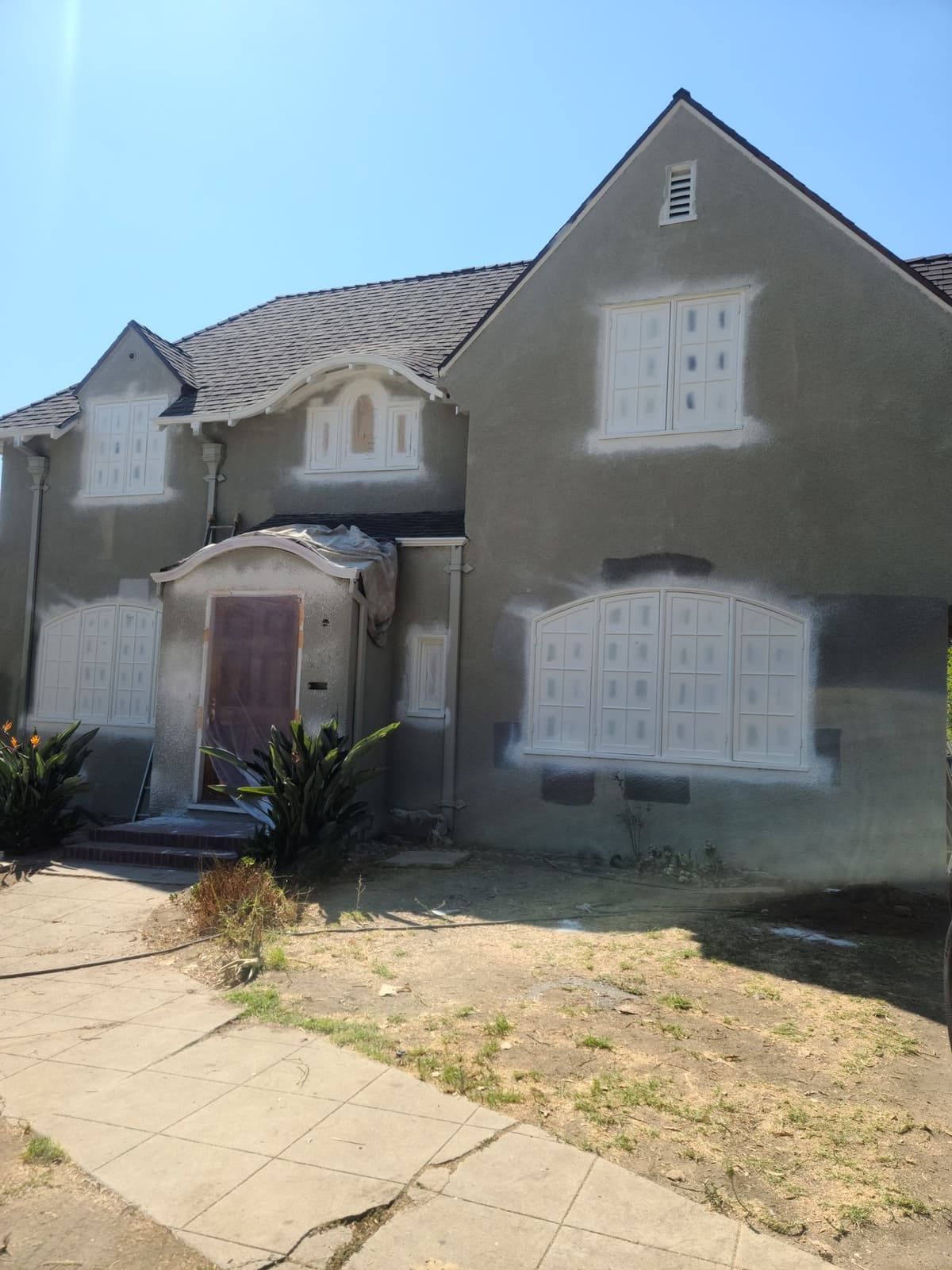 Exterior house painting Beverly Hills CA