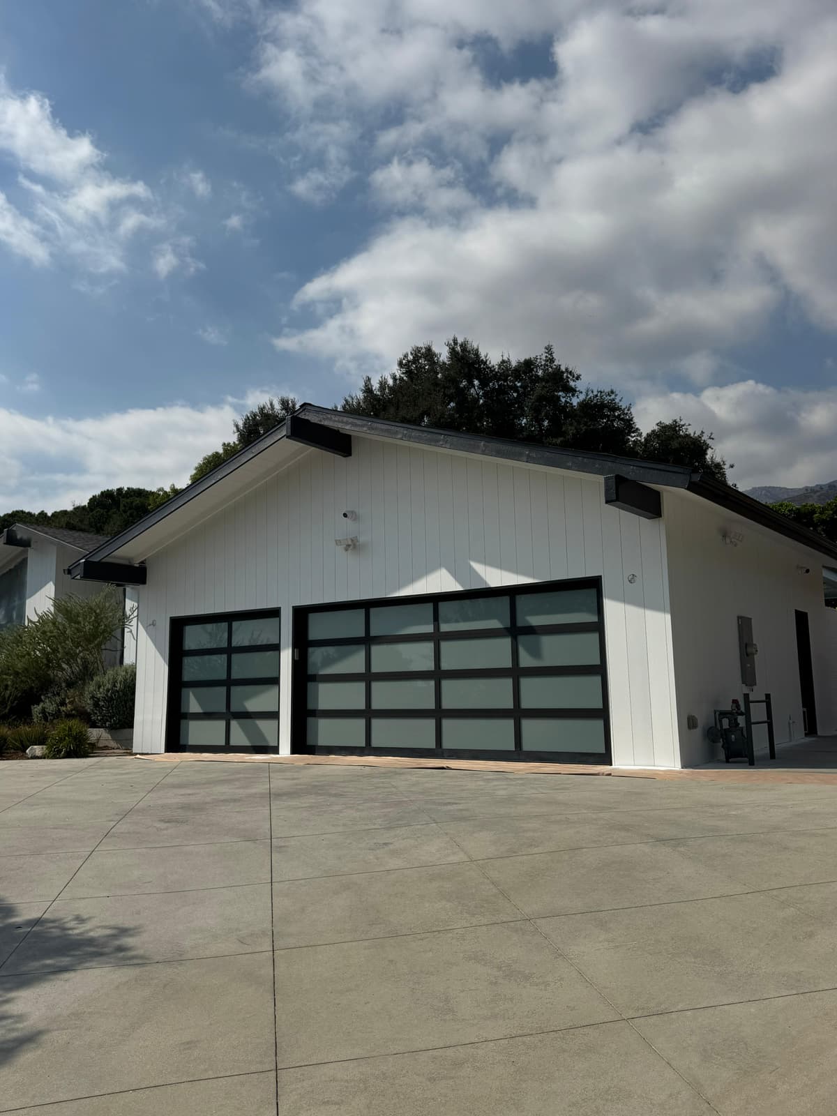 Garage door painting West Hollywood